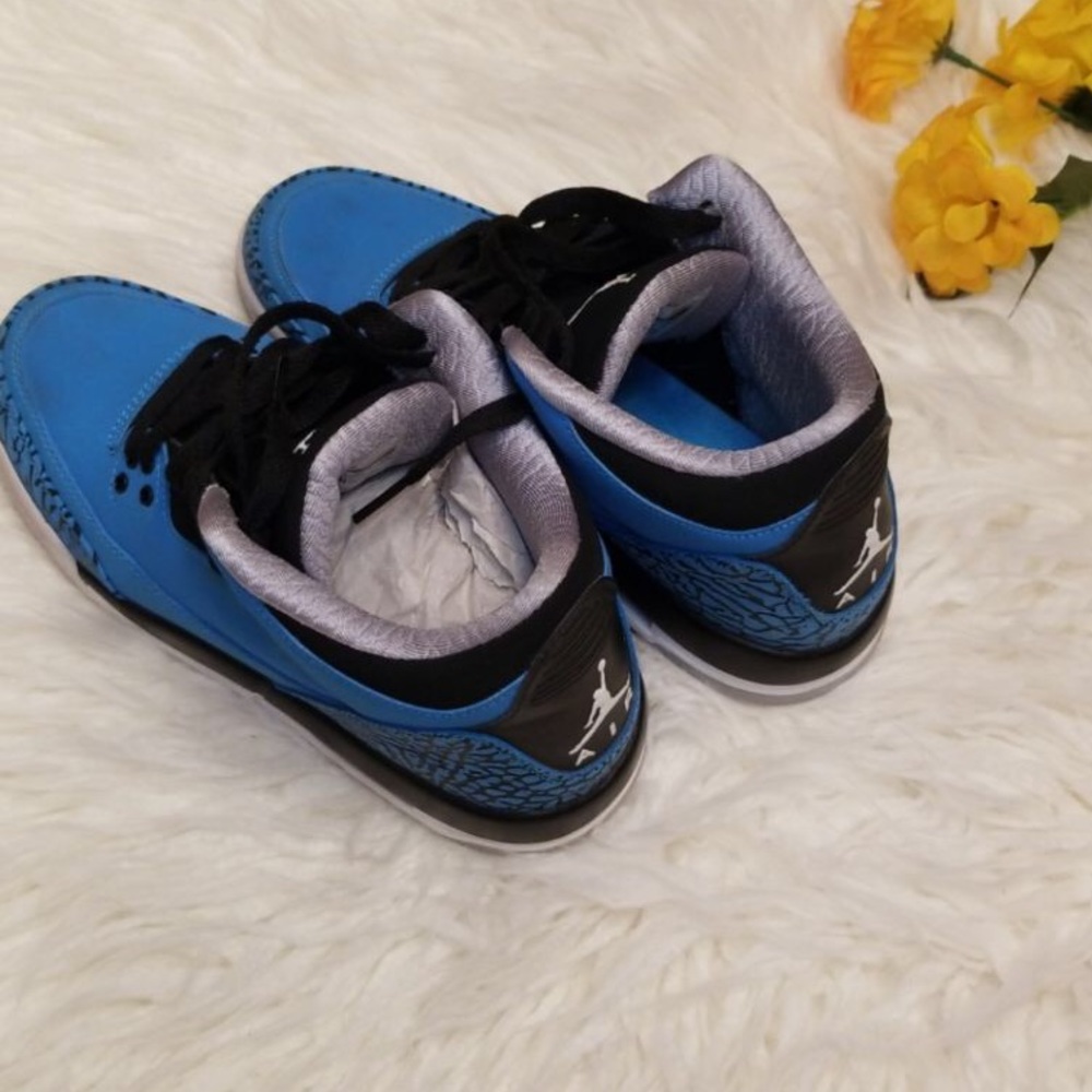 AUTHENTIC AIR JORDAN 3 RETRO (GS) - Picture 5 of 7